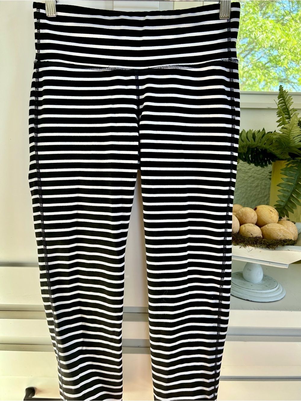 Athleta Chaturanga Black and White Striped Leggings. Size Small